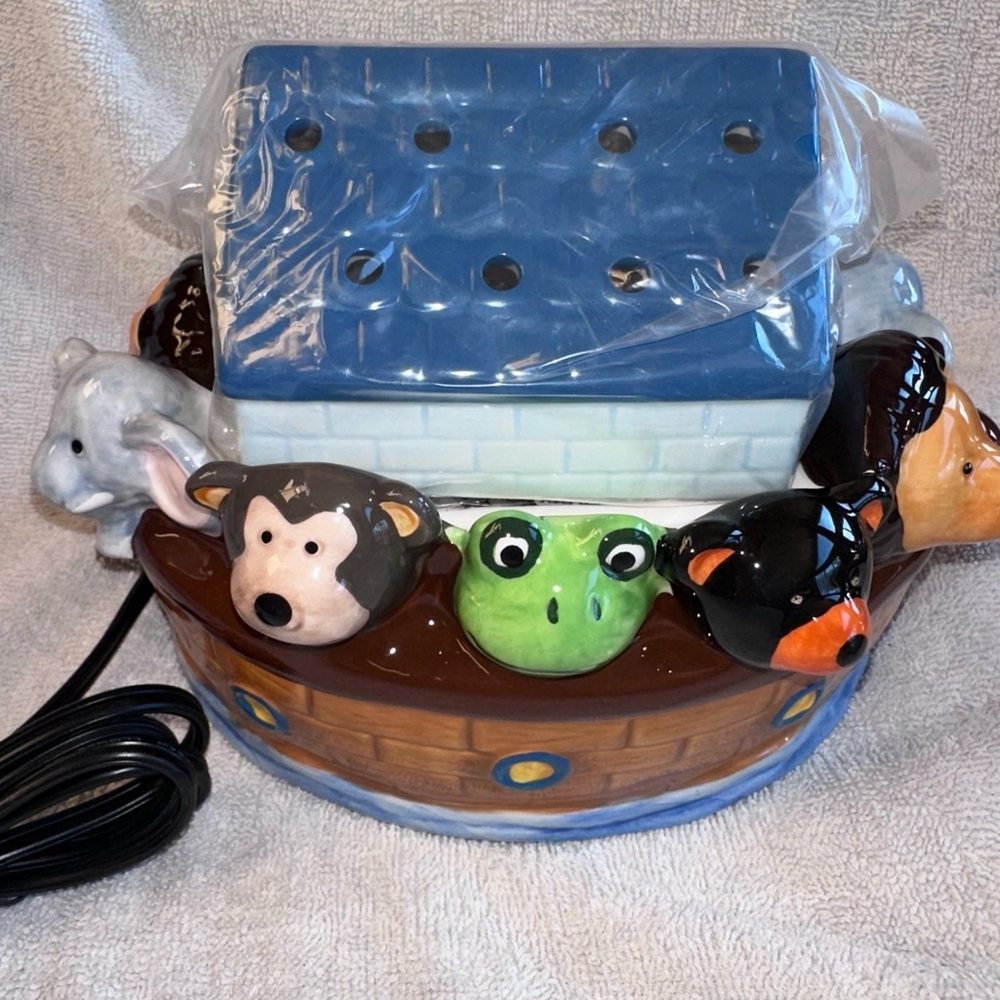 NOS 2016 Retired Scenty Buddies Ark Baby Nursery Candle Warmer Nightlight - Picture 5 of 9
